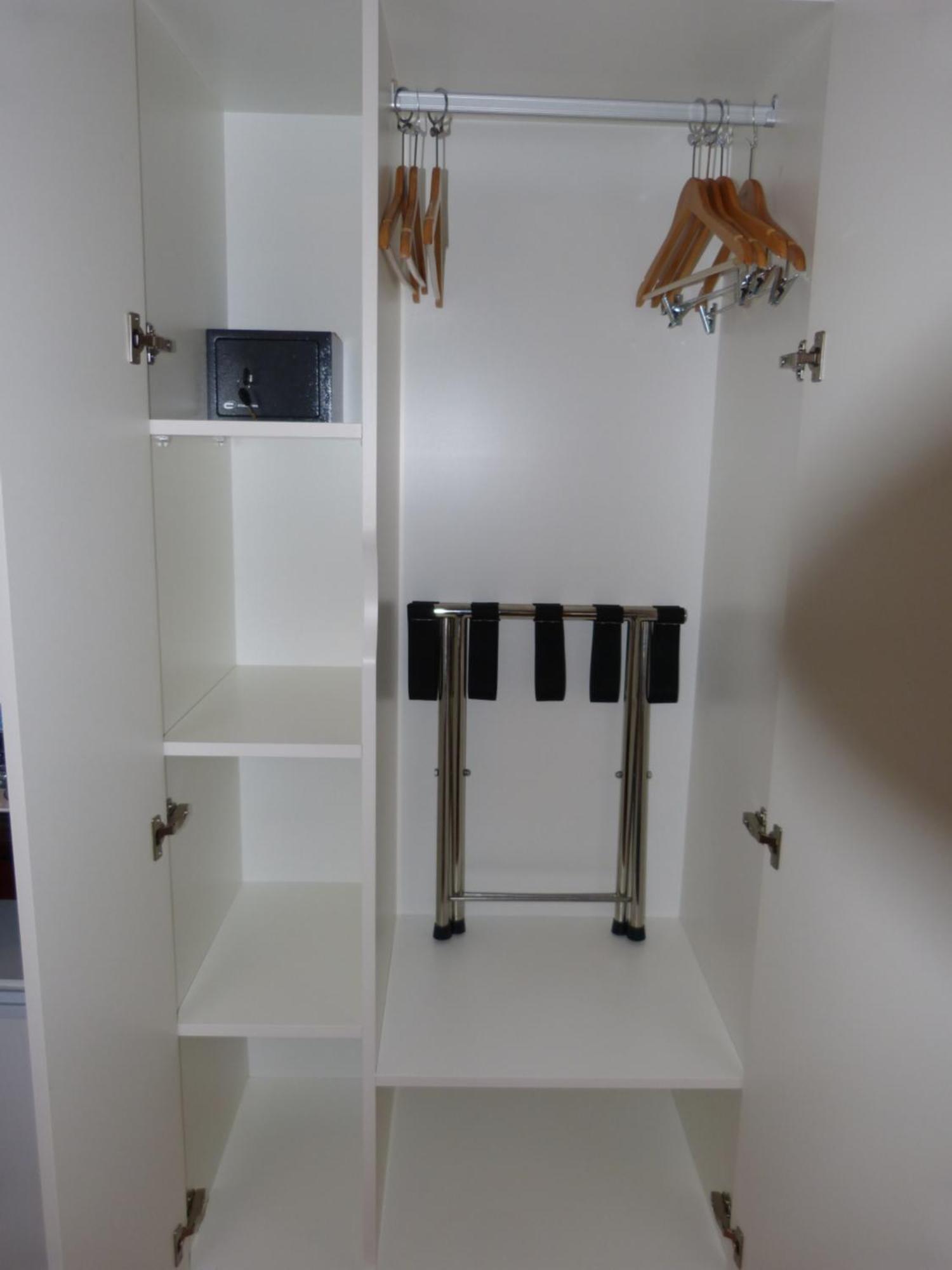Hostal Navarra Pamplona Bagian luar foto